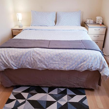 Ensuite Room Near Canal เซาธอล ภายนอก รูปภาพ