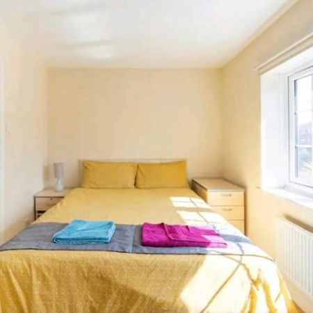 Ensuite Room Near Canal เซาธอล ภายนอก รูปภาพ